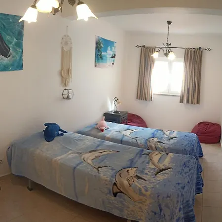 Casa Dos Golfinhos 아파트 *